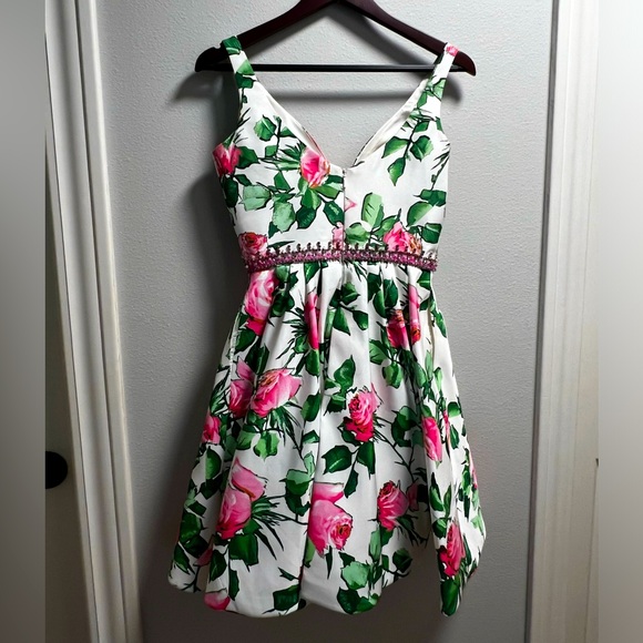 Sherri Hill White Cocktail Dress Size 2 - Picture 2 of 6